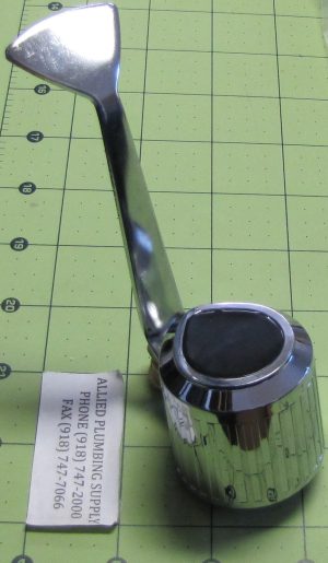 MOEN HANDLE W/LEVER